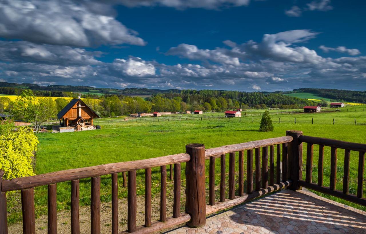 Ranch Jestrebice Hotel Hermanicky Kültér fotó