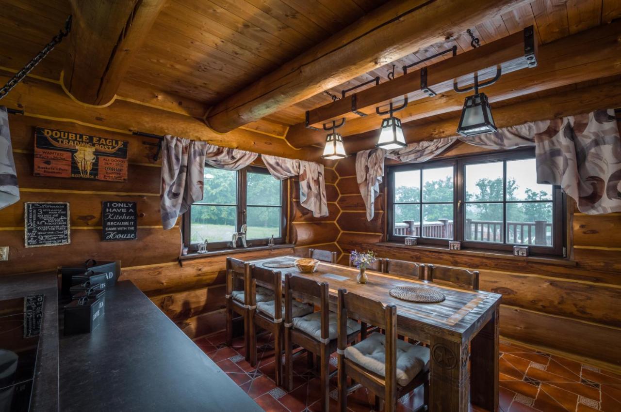 Ranch Jestrebice Hotel Hermanicky Kültér fotó